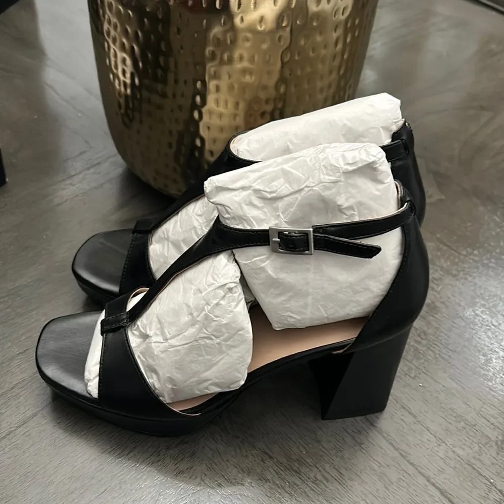 27 EDIT Naturalizer Jae Leather T-Strap Platform Dress Sandals (Wide)